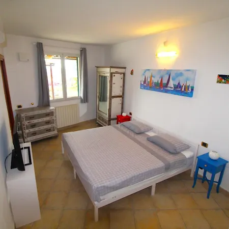 La Pace, Il Sole, Il Mare - Casa Indipendente Vista Mare, Posto Auto Privato, Ampio Spazio Esterno Attrezzato, A Pochi Minuti Dalle Spiagge סנרמו