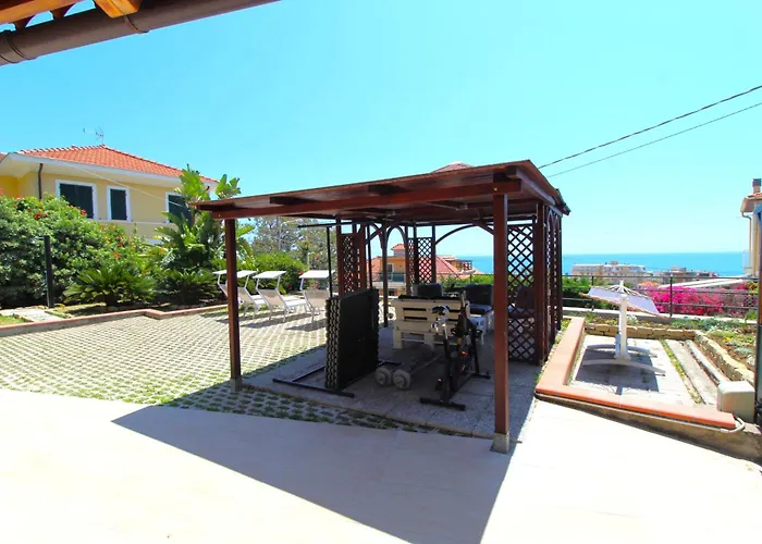 La Pace, Il Sole, Il Mare - Casa Indipendente Vista Mare, Posto Auto Privato, Ampio Spazio Esterno Attrezzato, A Pochi Minuti Dalle Spiagge