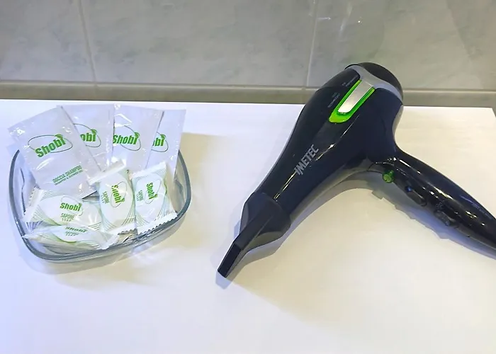 Feriehus La Pace, Il Sole, Il Mare - Casa Indipendente Vista Mare, Posto Auto Privato, Ampio Spazio Esterno Attrezzato, A Pochi Minuti Dalle Spiagge Sanremo